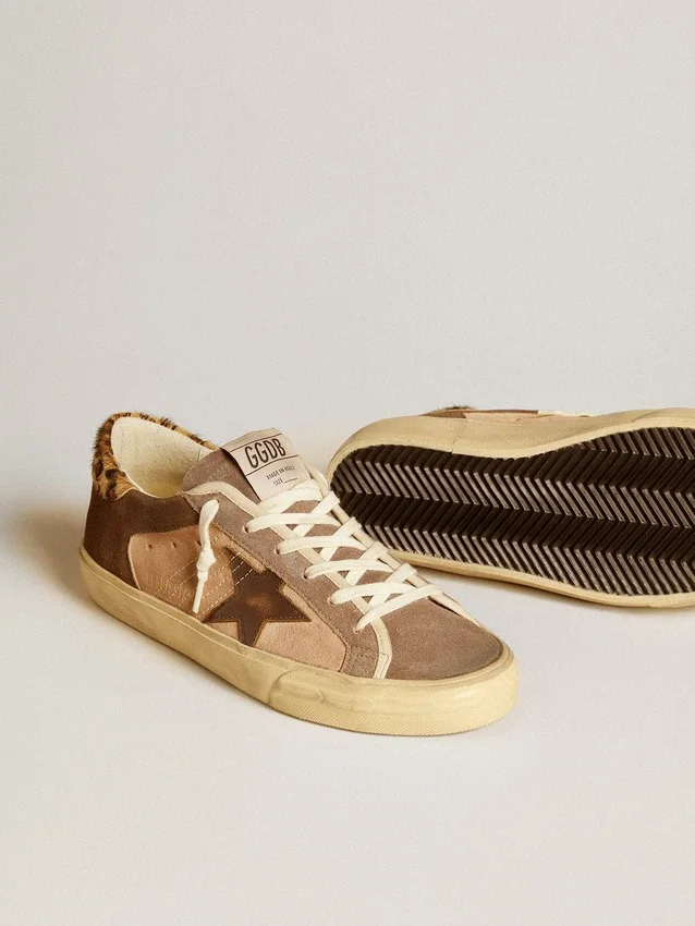 Super-Star pour femme en daim avec étoile en cuir et languette de talon en peau de poney