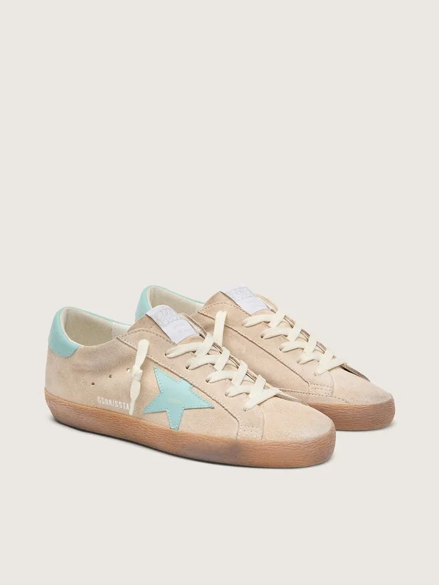 Super-Star pour femme en daim beige avec étoile vert d’eau