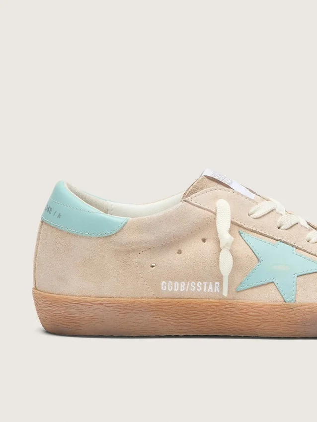Super-Star pour femme en daim beige avec étoile vert d’eau