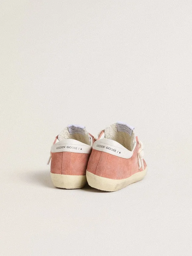 Super-Star pour femme en daim corail avec étoile et languette de talon en cuir blanc