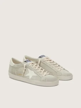 Super-Star pour femme en daim gris clair avec étoile en cuir blanc