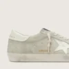 Super-Star pour femme en daim gris clair avec étoile en cuir blanc