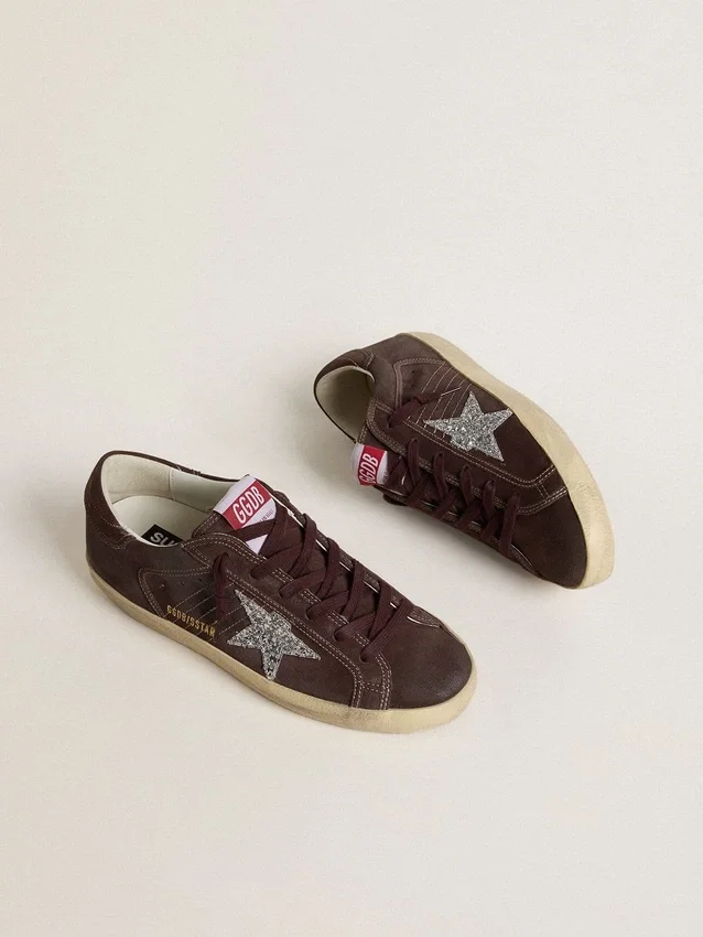 Super-Star pour femme en daim marron avec étoile pailletée argentée