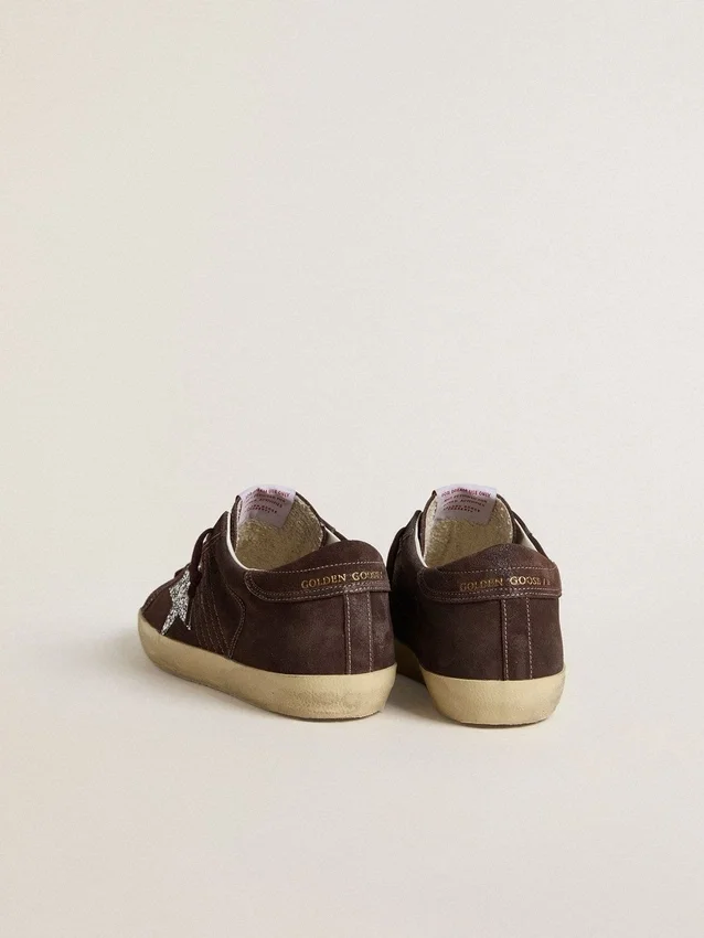 Super-Star pour femme en daim marron avec étoile pailletée argentée