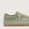 Super-Star pour femme en daim vert sauge avec étoile en daim ton sur ton et semelle cordée