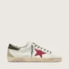 Super-Star pour homme avec étoile en daim rouge et languette de talon en cuir vert