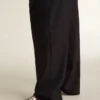 Super-Star pour homme avec étoile en daim rouge et languette de talon en cuir vert