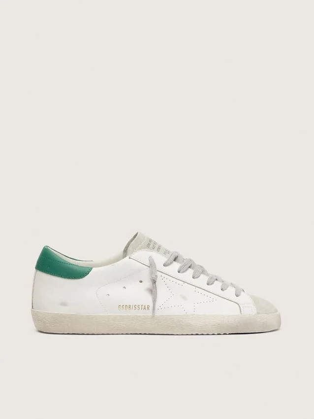 Super-Star pour homme avec étoile perforée et languette de talon verte