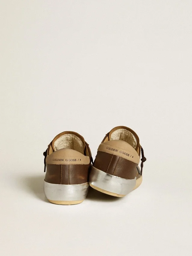 Super-Star pour homme en cuir avec étoile en cuir bleu et languette de talon en nubuck beige