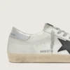 Super-Star pour homme en cuir blanc avec étoile en nubuck noir et languette de talon en cuir métallisé argenté