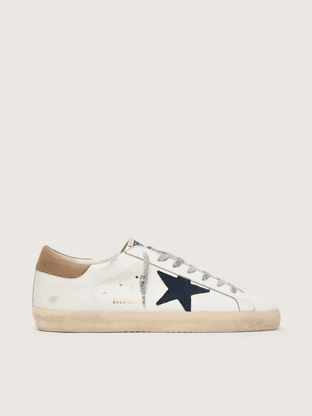 Super-Star pour homme en cuir blanc avec étoile en toile bleu nuit et languette de talon en cuir tabac