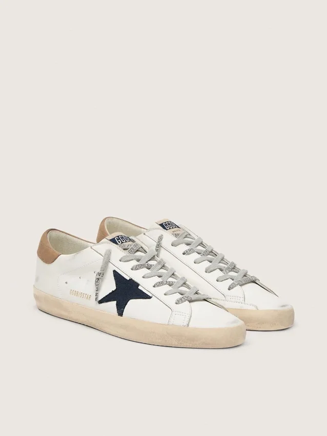 Super-Star pour homme en cuir blanc avec étoile en toile bleu nuit et languette de talon en cuir tabac