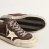 Super-Star pour homme en daim gris avec étoile et languette de talon en nappa écru