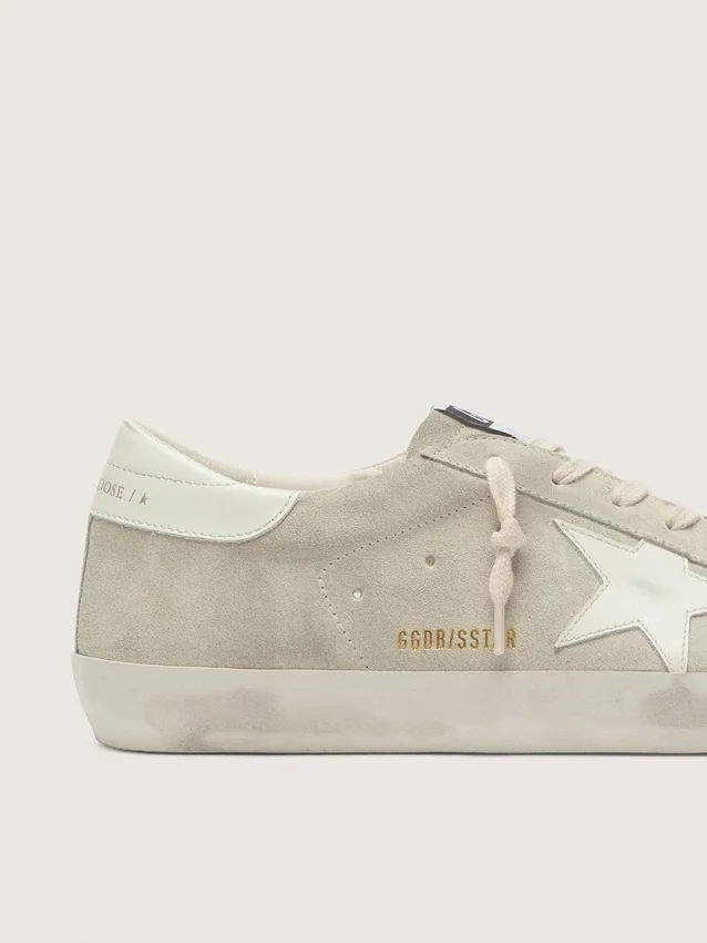 Super-Star pour homme en daim gris clair avec étoile en cuir blanc