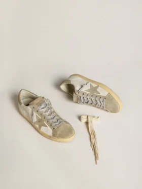 Super-Star pour homme en nappa avec étoile en daim gris glacé et broderie noire