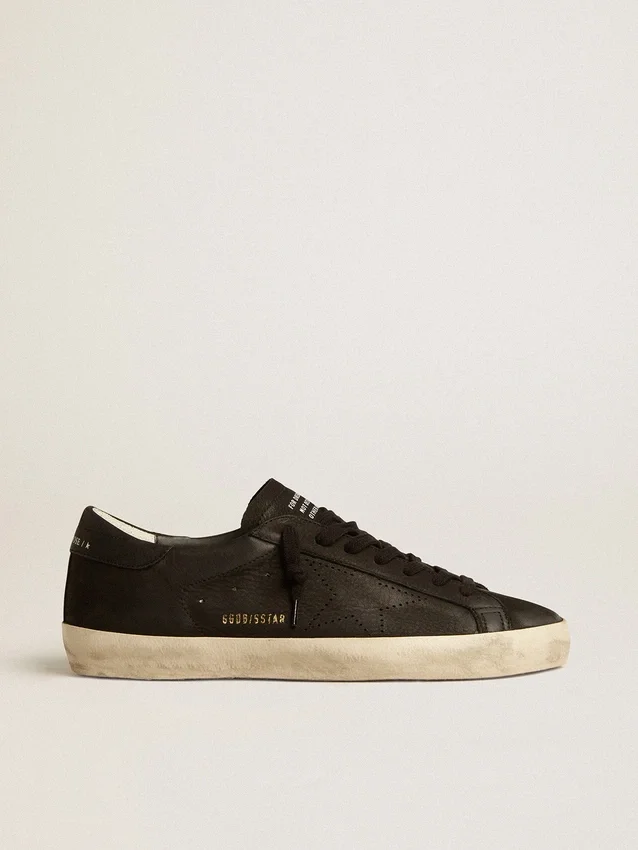Super-Star pour homme en nubuck noir avec étoile perforée et languette de talon en nubuck noir