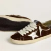 Super-Star pour homme en velours cognac avec étoile et languette au talon en cuir métallisé