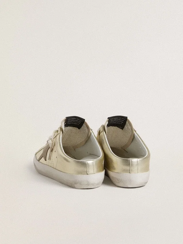 Super-Star Sabot en cuir plaqué platine avec étoile en daim beige