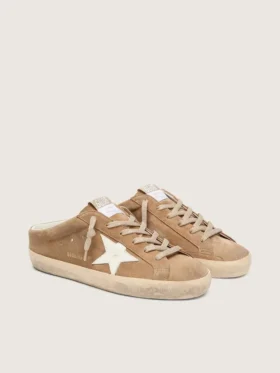Super-Star Sabot pour femme en daim couleur tabac avec étoile en cuir blanc