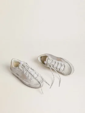 Super-Star Ski pour femme en nylon gris clair avec étoile et languette au talon en cuir métallisé