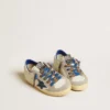 Super-Star Young avec étoile en cuir bleu et empiècements en daim gris glacier