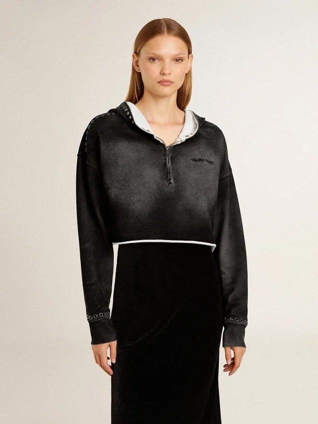Sweat-shirt court gris à l'effet usé