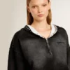 Sweat-shirt court gris à l'effet usé