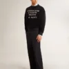 Sweat-shirt noir à col rond avec lettrage brodé