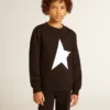 Sweat-shirt noir pour garçon avec une grande étoile blanche sur le devant