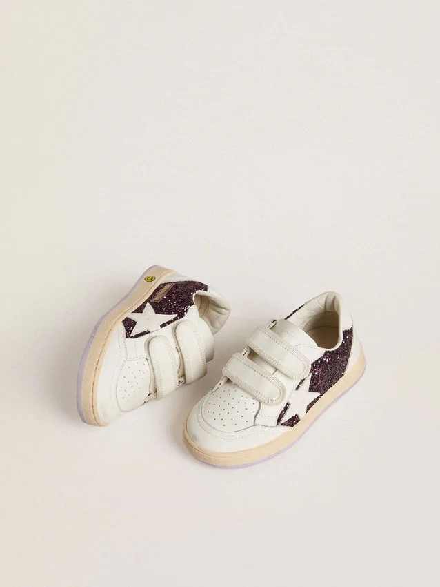 Teen Ball Star en paillettes violettes avec étoile en cuir blanc et languette au talon