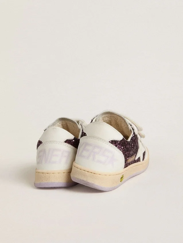 Teen Ball Star en paillettes violettes avec étoile en cuir blanc et languette au talon
