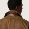 Trench-coat unisexe en sergé ciré marron avec détails en cuir