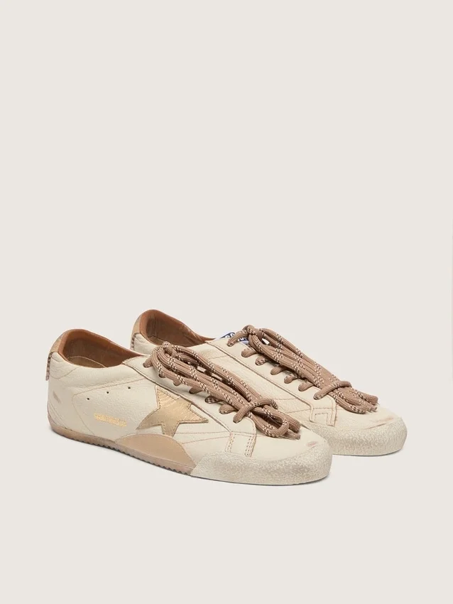 True-Star pour femme en cuir nappa blanc avec étoile dorée et languette de talon en daim beige