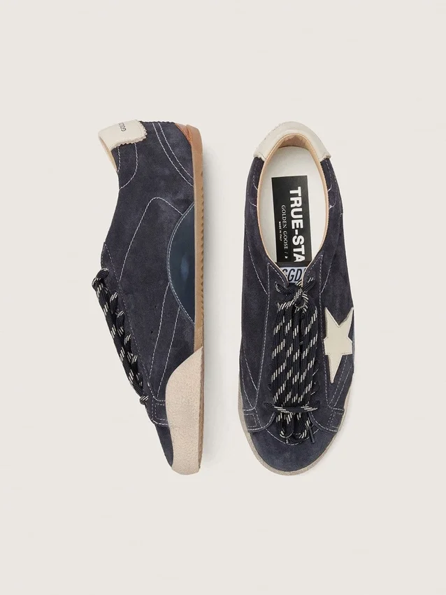 True-Star pour femme en daim bleu foncé avec étoile et languette au talon en cuir nappa blanc