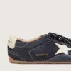 True-Star pour femme en daim bleu foncé avec étoile et languette au talon en cuir nappa blanc