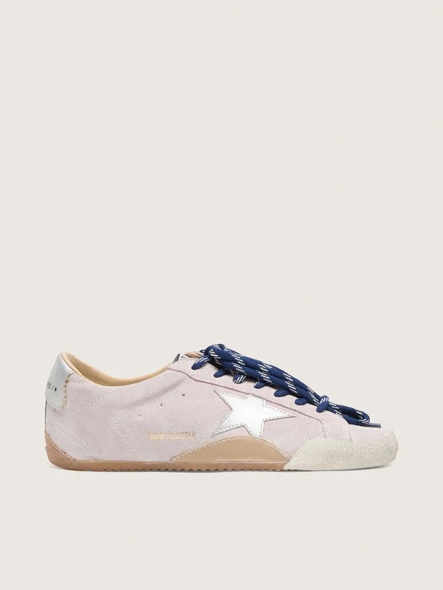 True-Star pour femme en daim rose pastel avec étoile argentée et languette au talon