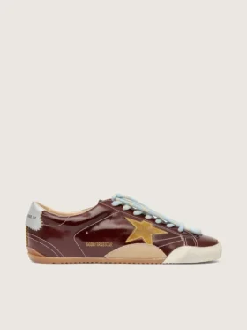 True-Star pour femme en naplak bordeaux avec étoile en daim et languette de talon en nappa argentée