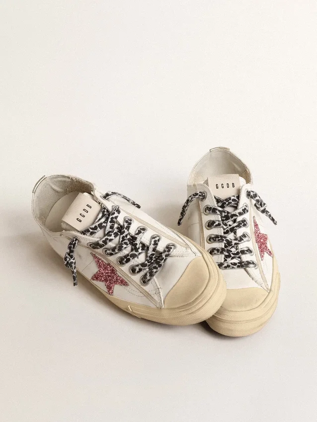 V-Star avec étoile rose pailletée et languette de talon en cuir métallisé