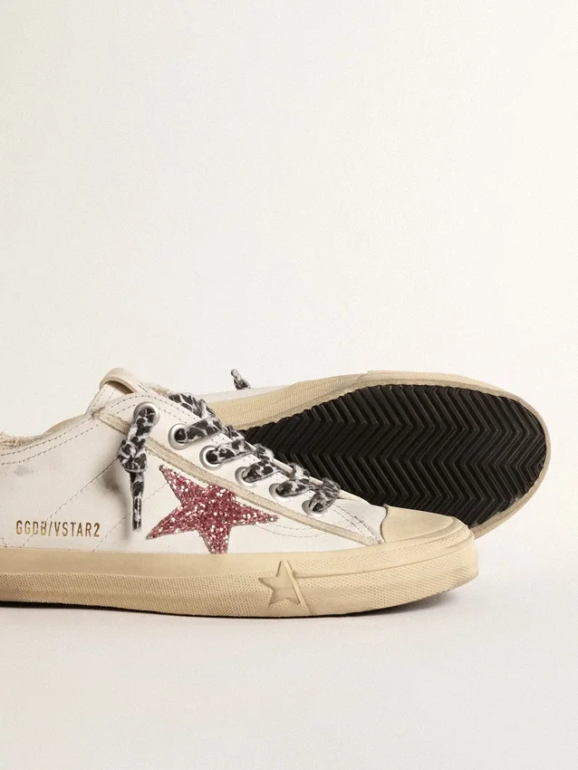 V-Star avec étoile rose pailletée et languette de talon en cuir métallisé