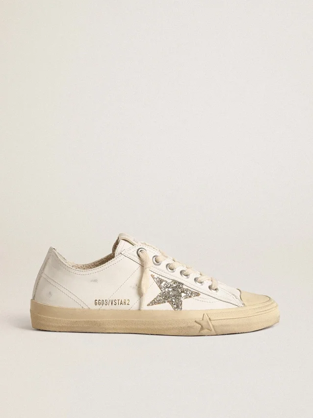V-Star en cuir blanc ornée d’une étoile pailletée platine