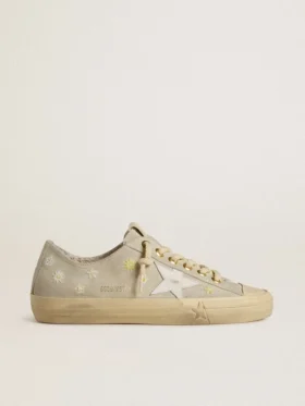V-Star pour femme en daim gris glacé avec étoile en cuir blanc et broderie florale