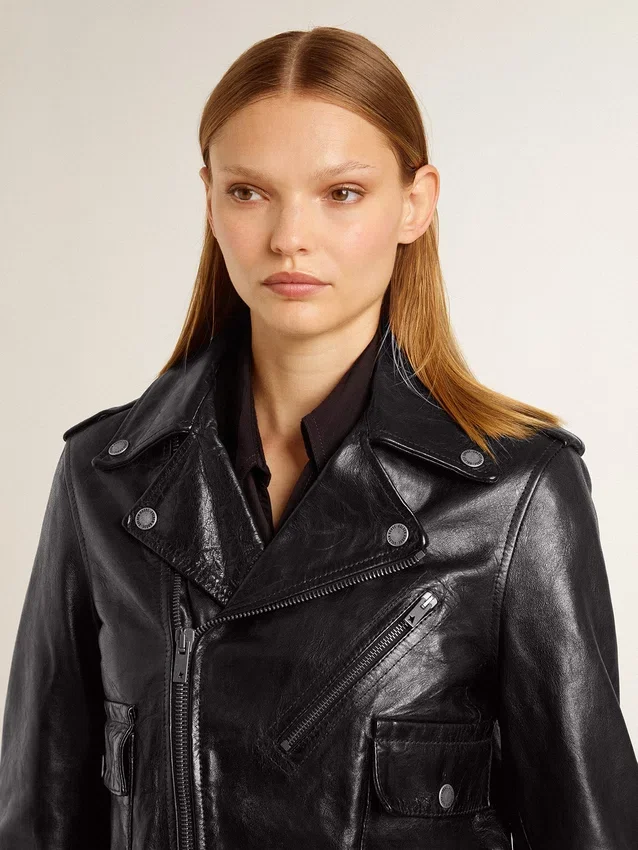 Veste de motard en cuir noir pour femme à l’effet brillant