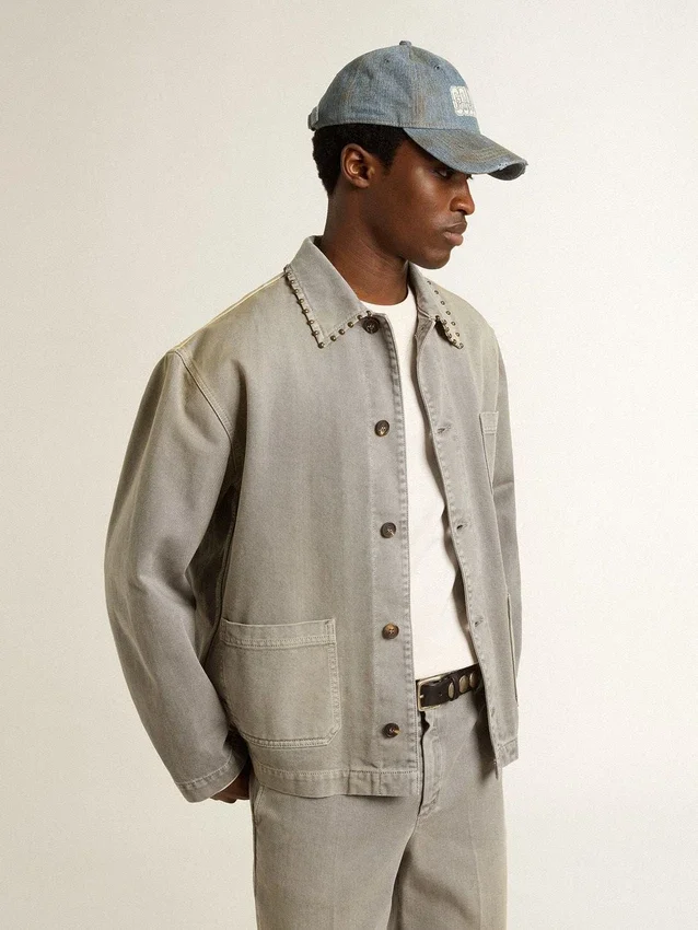 Veste en denim gris pour homme avec clous