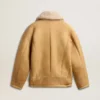 Veste en peau de mouton pour femme avec un large col châle en shearling