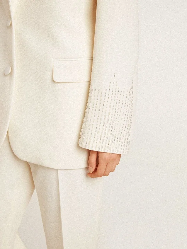 Veste oversize à simple boutonnage, blanche, effet soie et broderies