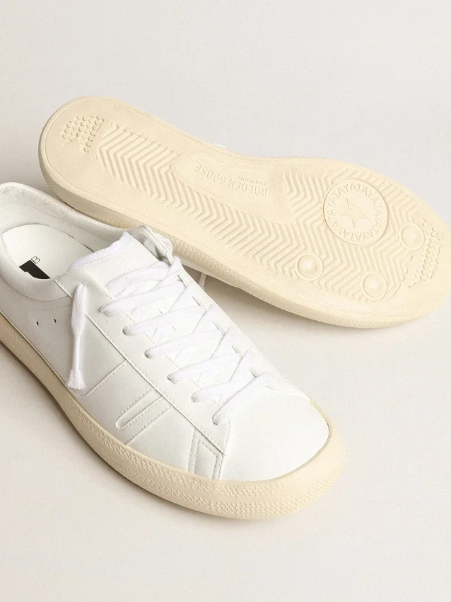 Yatay modèle 1B de sneakers durables avec tige blanche d’origine biosourcée et Y blanc