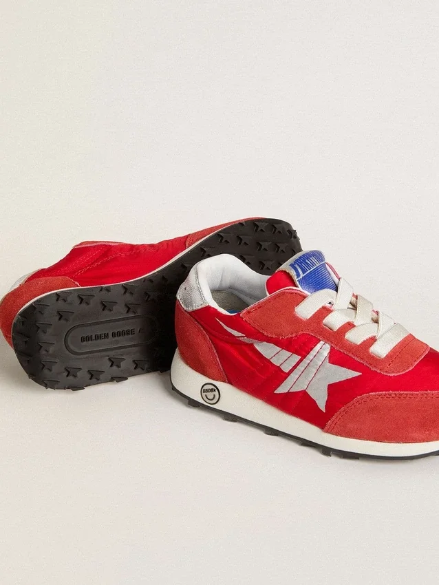 Young Marathon en nylon rouge avec étoile imprimée et languette en cuir au talon