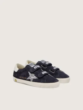 Young Old School en daim bleu avec une étoile pailletée argentée et une languette de talon en cuir blanc