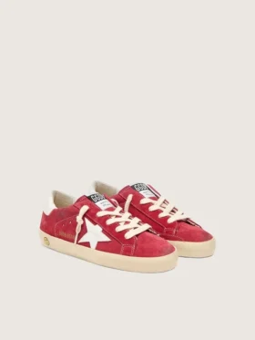 Young Super-Star en daim rouge avec étoile et languette au talon en cuir blanc